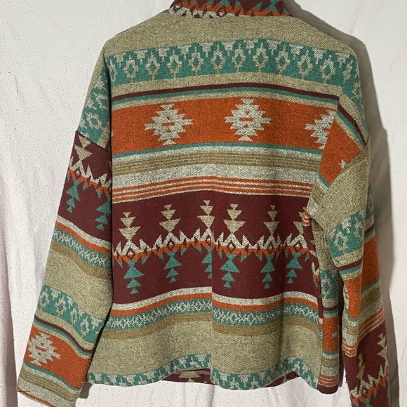 Geometric Patterned Women's Bomber Jacket - Picture 3 of 3